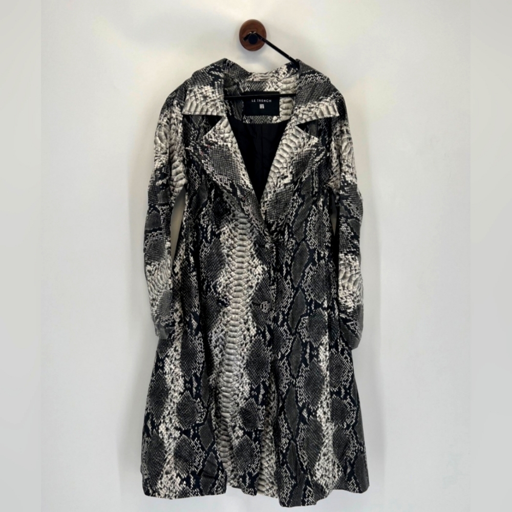 New Le Trench Le Serpent XS Coat